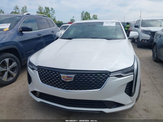 Cadillac CT4 Luxury