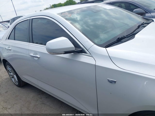 Cadillac CT4 Luxury