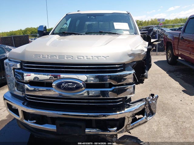 Ford F-250 Lariat