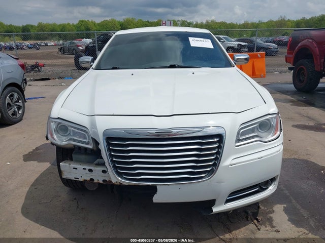 Chrysler 300c Awd
