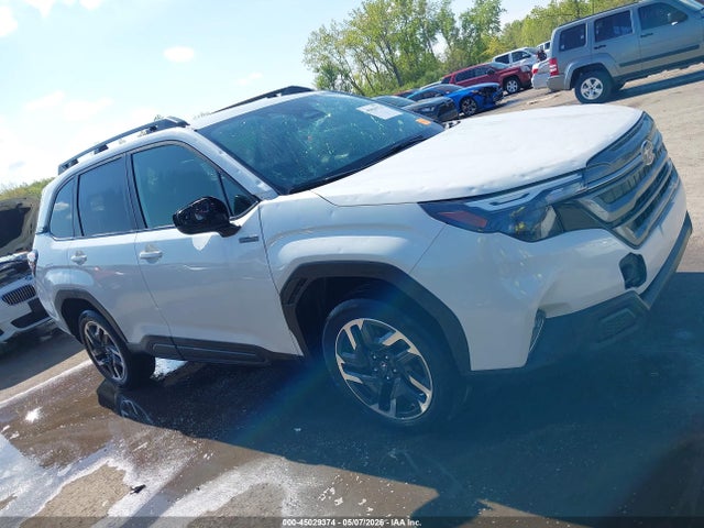 Subaru Forester Premium Hybrid