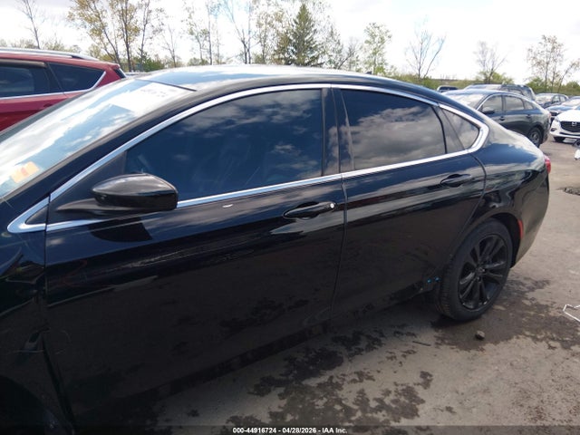 Chrysler 200 Limited Platinum