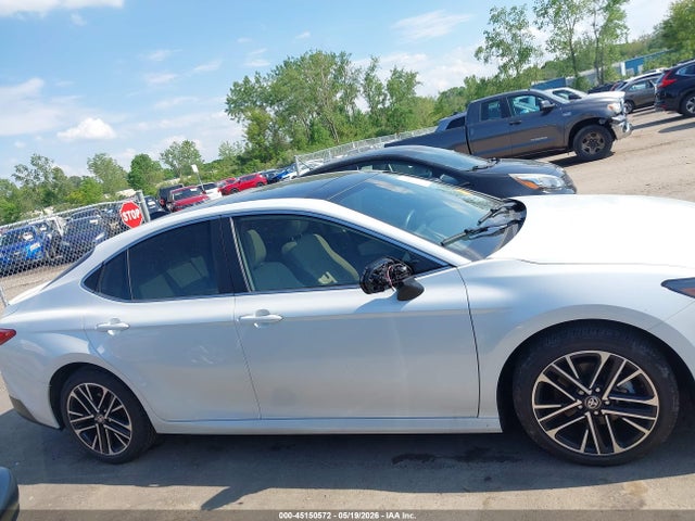 Toyota Camry Xle