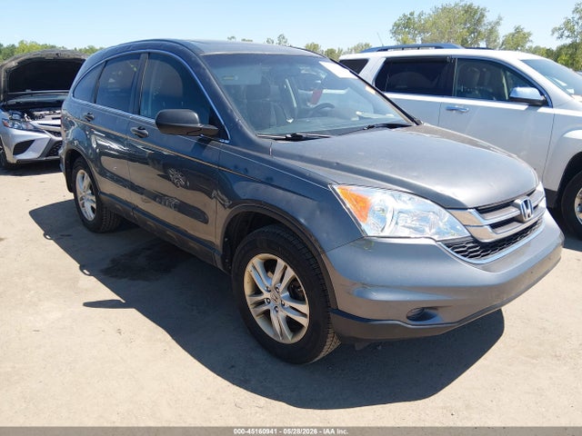 Salvage Honda CR-V Image
