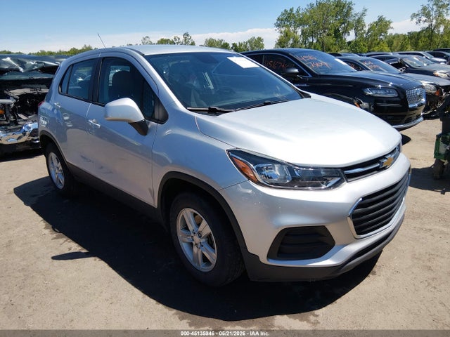 Salvage Chevrolet Trax Image