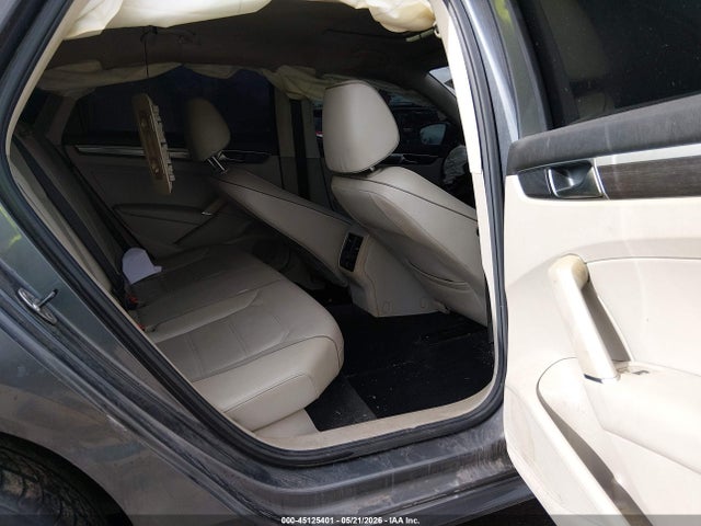 Volkswagen Passat 2.0t Se