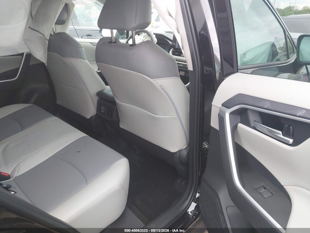 Toyota RAV4 Xle Premium