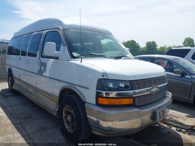 Salvage Chevrolet Express Image