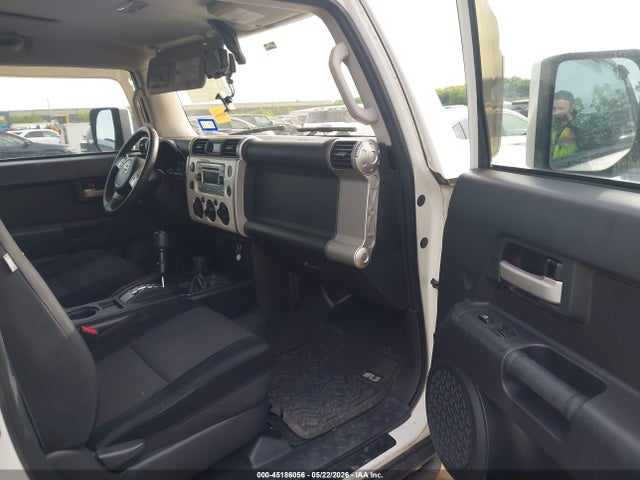 Toyota FJ Cruiser