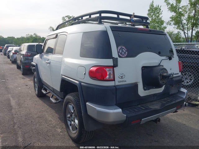 Toyota FJ Cruiser