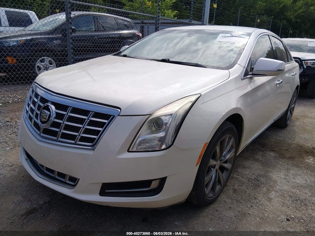 Cadillac XTS Standard