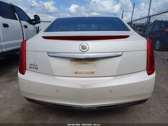 Cadillac XTS Standard