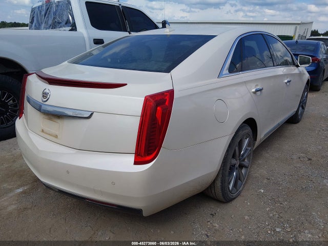 Cadillac XTS Standard