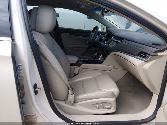 Cadillac XTS Standard