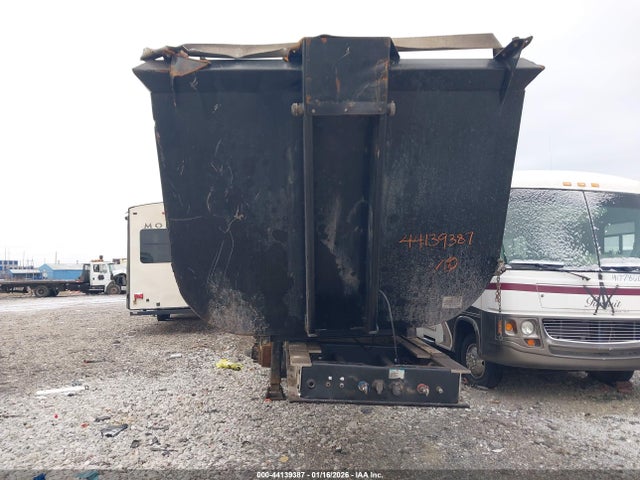 E pak 36 5th Wheel Dump Trailer