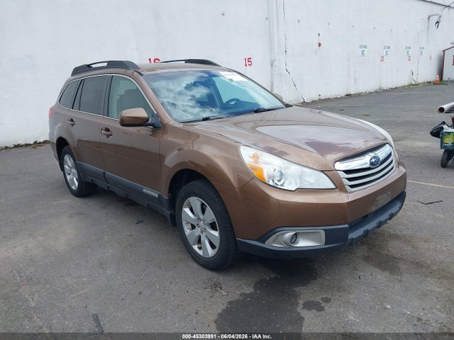 Salvage Subaru Outback Image