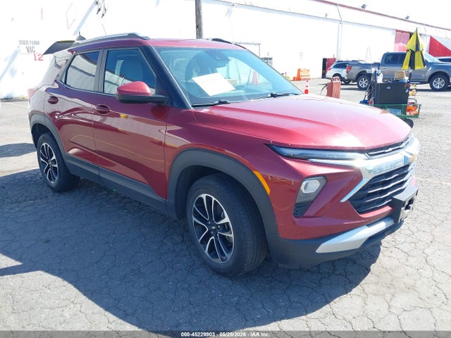 Salvage Chevrolet Trailblazer Image