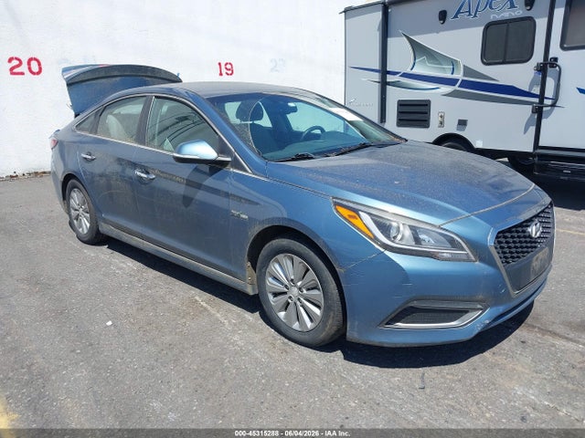 Salvage Hyundai SONATA Image
