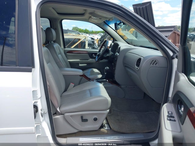 GMC Envoy Denali