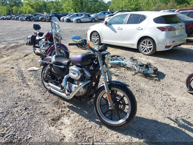 Salvage Harley-Davidson Xl883 Image