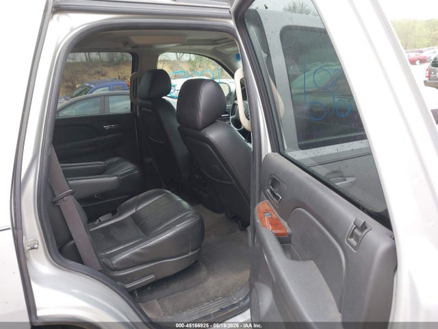 GMC Yukon Slt