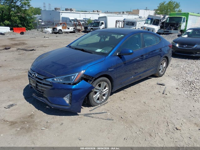 Hyundai ELANTRA Sel