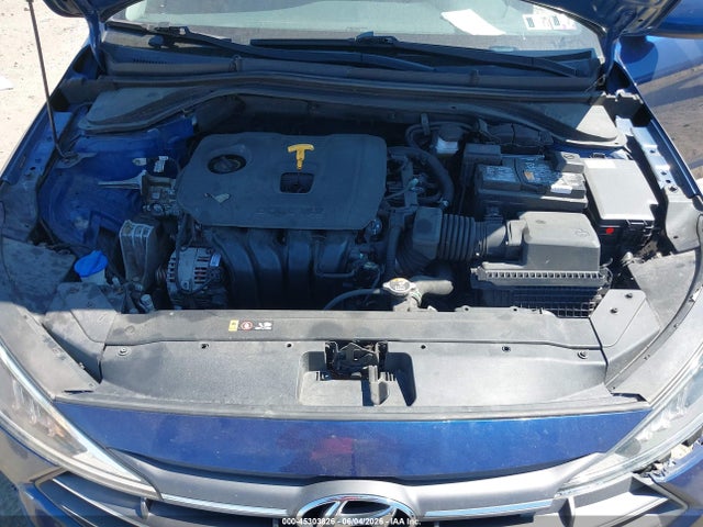 Hyundai ELANTRA Sel