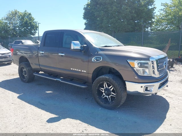 Salvage Nissan Titan Image