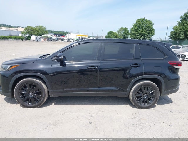 Toyota Highlander Se