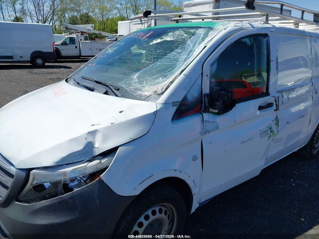 Mercedes-Benz Metris