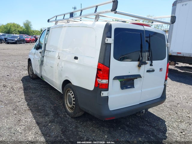 Mercedes-Benz Metris