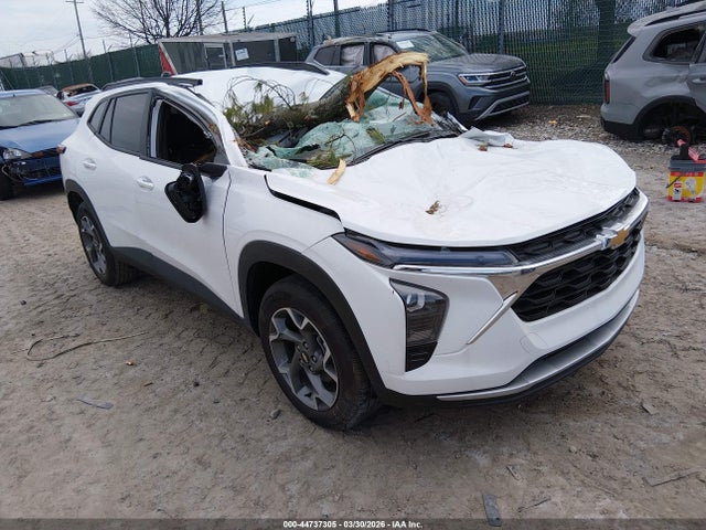 Salvage Chevrolet Trax Image