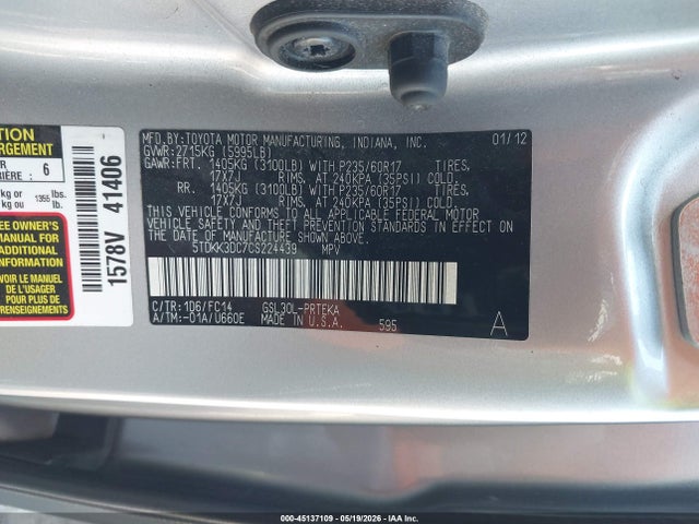 Toyota Sienna Le V6 8 Passenger