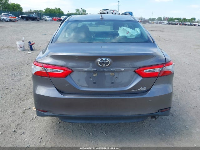 Toyota Camry Le