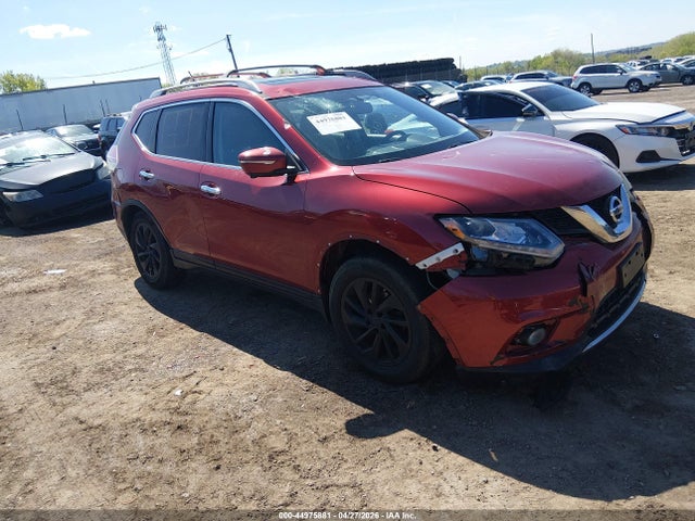 Salvage Nissan Rogue Image