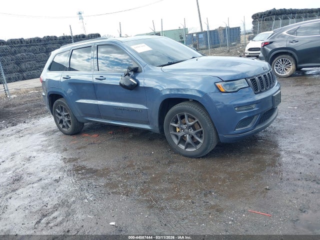 Salvage Jeep Grand Cherokee Image