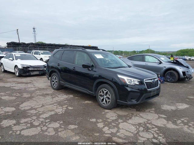 Salvage Subaru Forester Image
