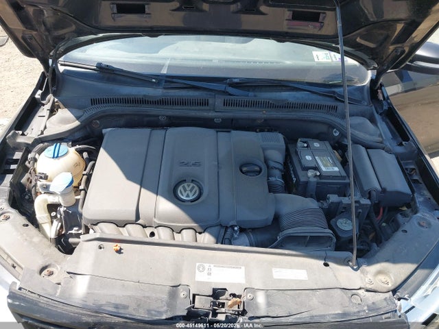 Volkswagen Jetta 2.5l Se