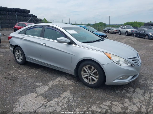 Salvage Hyundai SONATA Image