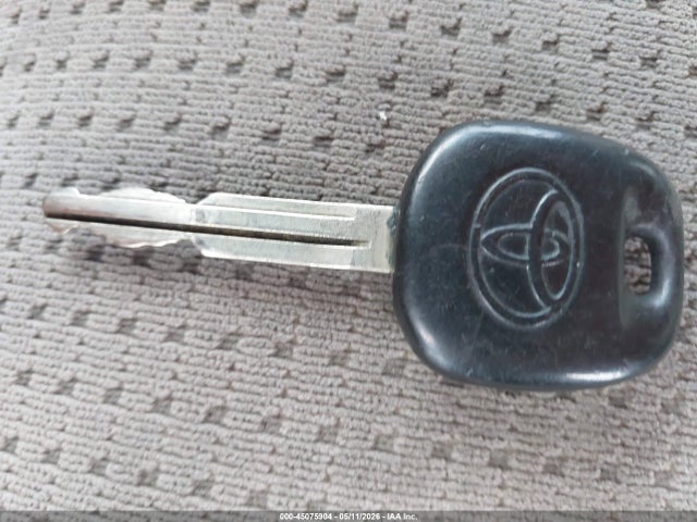 Toyota Sienna Le