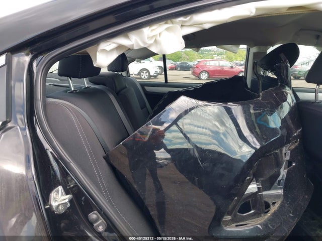 Subaru Legacy 2.5i Premium