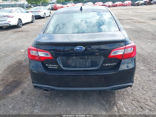 Subaru Legacy 2.5i Premium