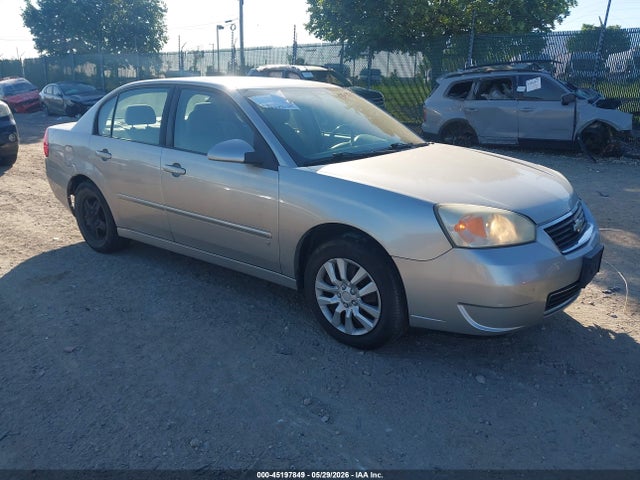 Salvage Chevrolet Malibu Image