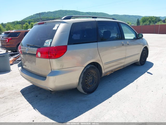 Toyota Sienna Ce