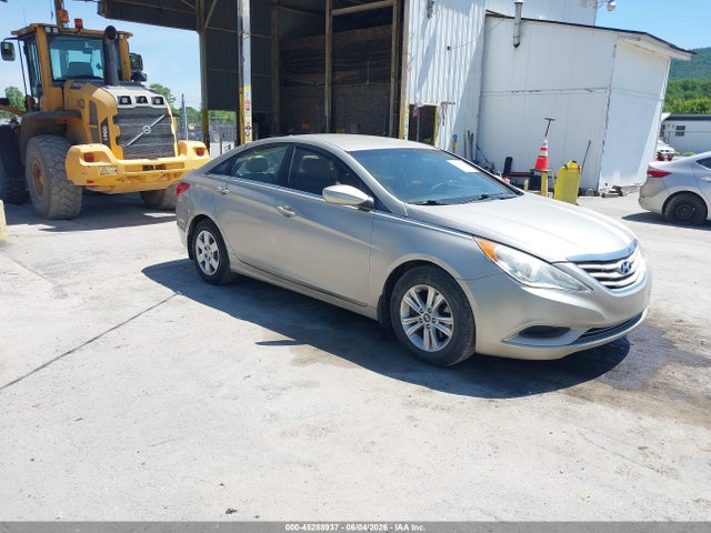 Salvage Hyundai SONATA Image