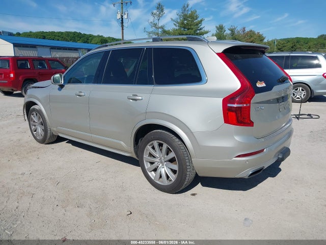 Volvo XC90 T6 Momentum
