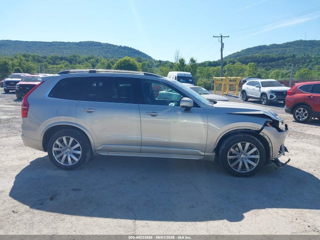 Volvo XC90 T6 Momentum