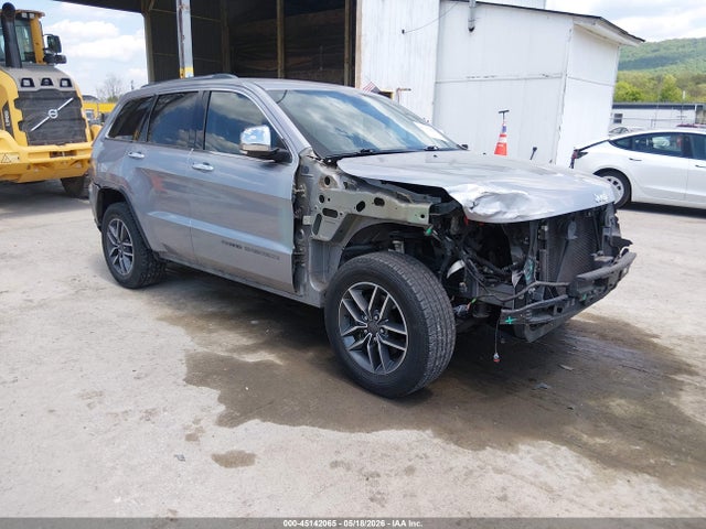 Salvage Jeep Grand Cherokee Image