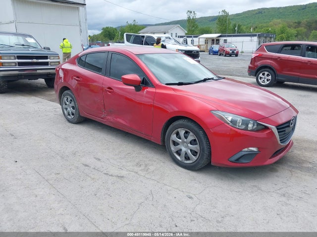 Salvage Mazda Mazda3 Image