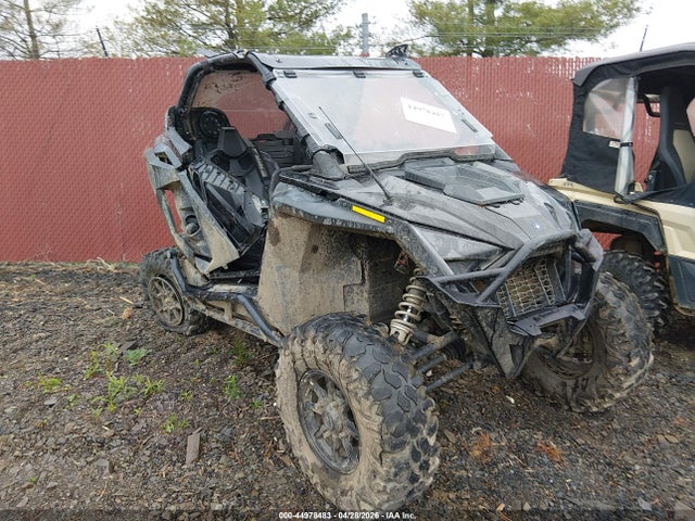 Salvage Polaris RZR Image